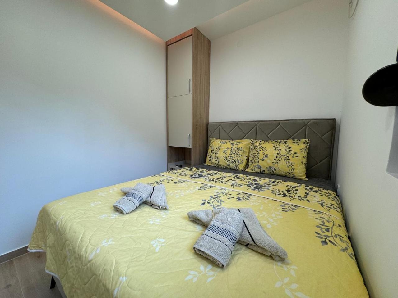 Apartment Vento Di Bocche III Котор Екстер'єр фото